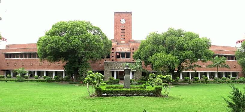 You are currently viewing Delhi University to release first list of vacant seats on August 7